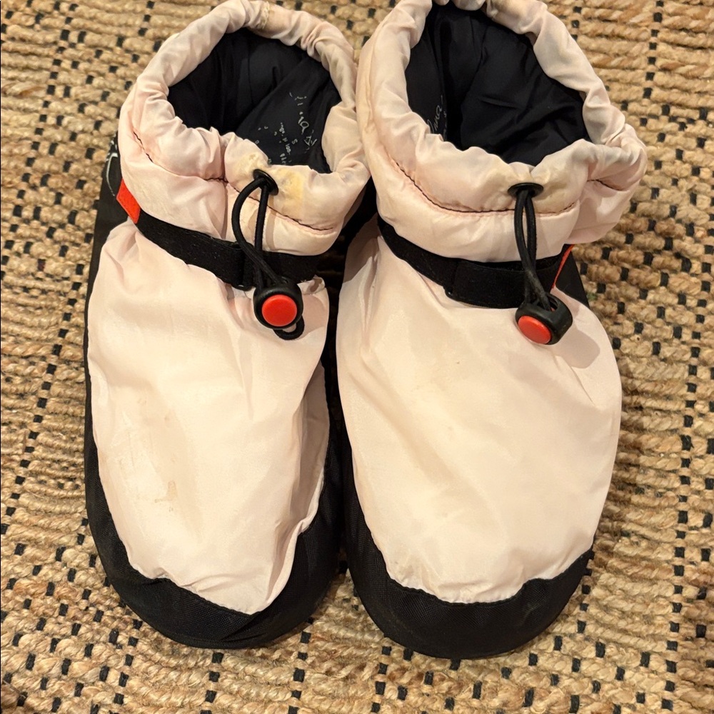 Bloch Pink and Black Kids Slippers